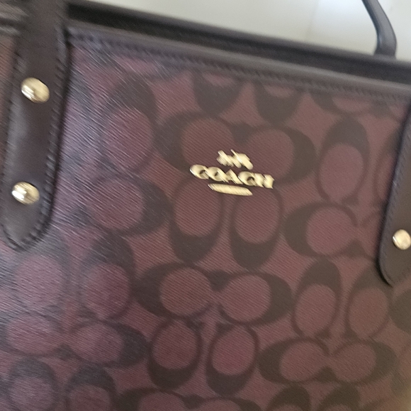 Coach Signature Coated Canvas Brown /Burgundy Leather tote bag - Picture 4 of 13